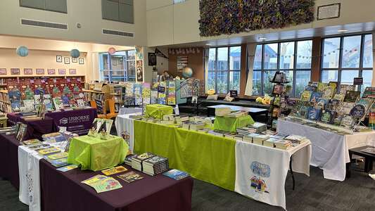 Goolsby - Judy and John L. Elementary School Library in Las Vegas