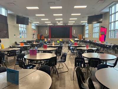 Brown-Barge Middle School Cafeteria in Pensacola