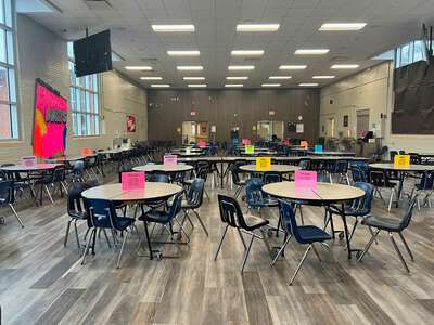 Brown-Barge Middle School Cafeteria in Pensacola