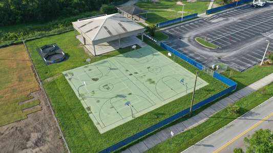Sanders Memorial Elementary School Outdoor Basketball Courts in Land O' Lakes