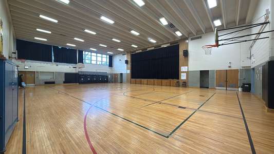 Shoesmith - Beulah Shoesmith Elementary School Gym in Chicago 3