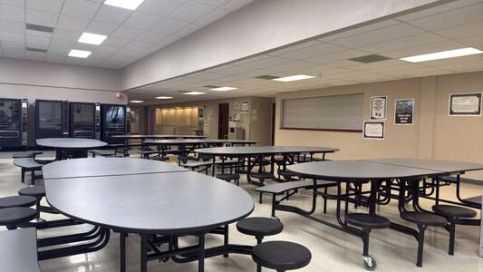 Rock Springs Junior High School Cafeteria in Rock Springs 2