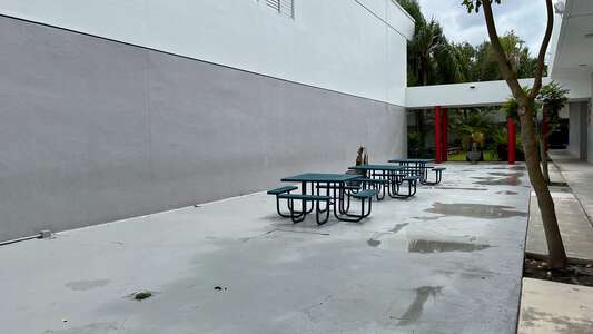 Gilbert L. Porter Elementary School Cafeteria in Miami
