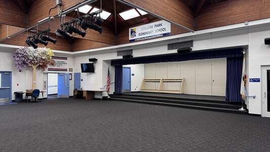 College Park Elementary School Multi Purpose Room in Irvine