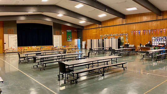 Seth Lewelling Elementary School Cafeteria in Milwaukie