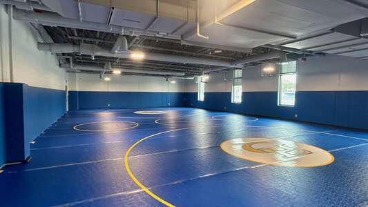 New Gahanna Lincoln High School in Columbus Ohio Slideshow Image 2