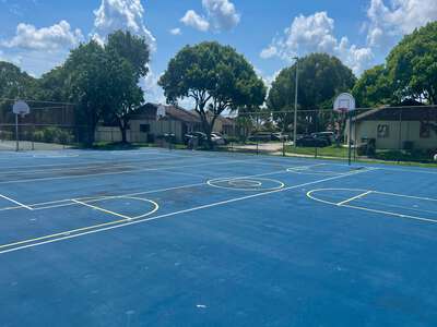 Bent Tree Elementary School Outdoor Basketball Courts in Miami 2