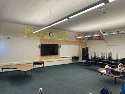 Mayfair Elementary School Classroom Standard in Fresno