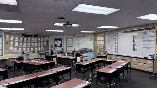 Stone Creek Elementary School Classroom Standard in Irvine