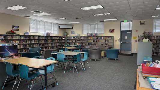 Knox Middle School Library in San Diego