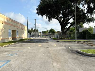 Henry M. Flagler Elementary School Parking Lot - Main in Miami