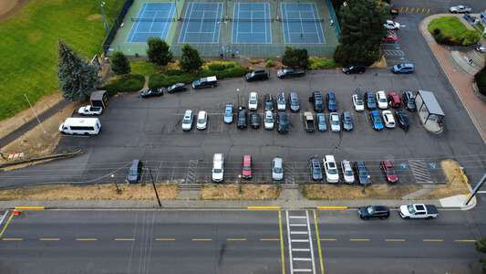Hood River Middle School Parking Lot in Hood River 2
