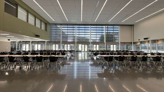 Lawndale High School Cafeteria - Dining Room in Lawndale 4