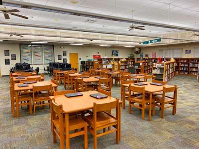 Lake Whitney Elementary School Media Center in Orlando