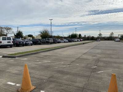 Thomas Hancock Elementary School Parking Lot - Front in Houston 2