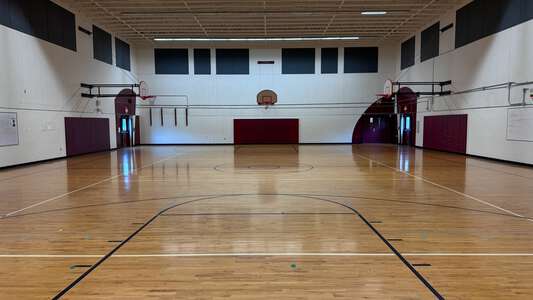 Parrish Middle School Gym - Aux in Salem
