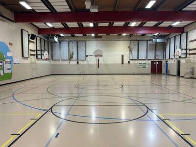 Englewood Elementary School Gym in Salem