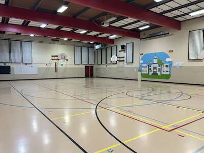 Englewood Elementary School Gym in Salem