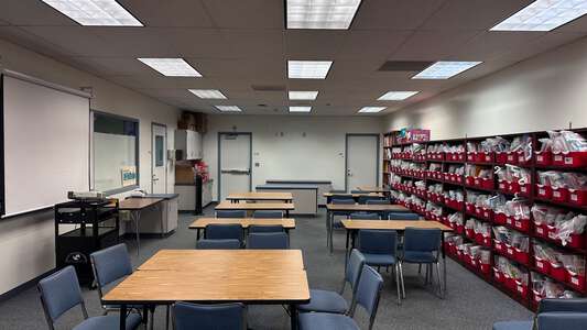 Plymouth Elementary School Library in Monrovia