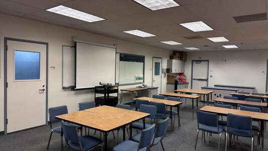 Plymouth Elementary School Library in Monrovia