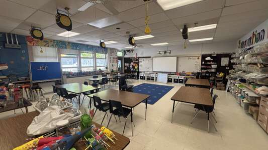 Wagner Ranch Elementary School Room 17 - Science STEAM/Music in Orinda