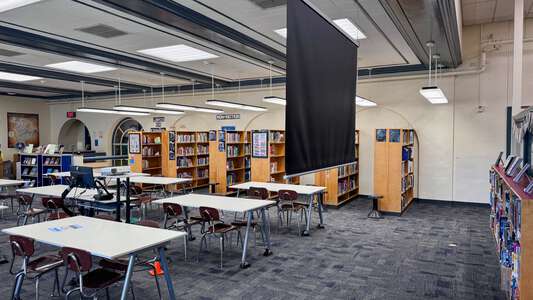 Beaumont Middle School Library in Portland