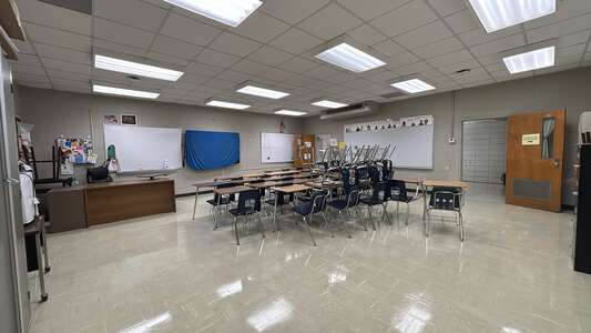 Haynes Academy School for Advanced Studies Classroom Standard in Metairie 2