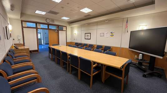 Oak Grove High School Conference Room (Room 118) in San Jose 2
