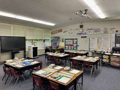 Pyle Elementary School Classroom Standard in Fresno