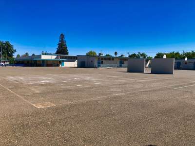 Woodbine Elementary School Outdoor Basketball Courts in Sacramento 2