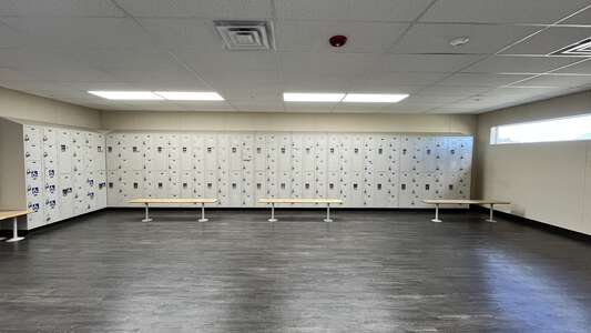 Locker Room - Girls