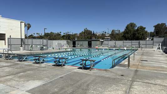 Vista Magnet Middle School Pool in Vista 2