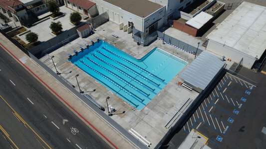 Vista Magnet Middle School Pool in Vista 5