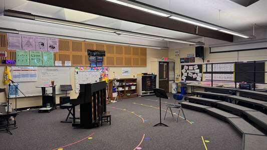 Whiteaker Middle School in Keizer Oregon Slideshow Image 6