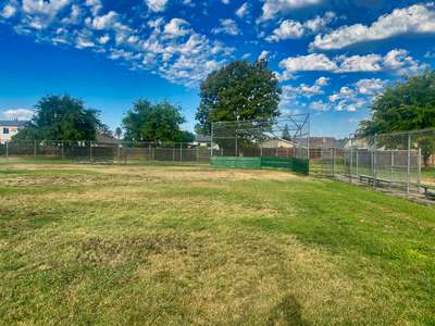 Camellia Basic Elementary School Field - Baseball in Sacramento