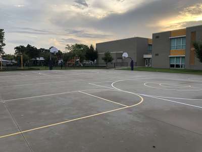 Palmetto Elementary School (School District of Manatee County) Outdoor Basketball Courts in Palmetto 2