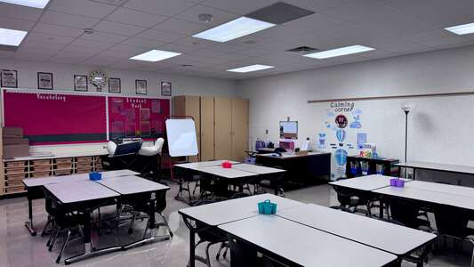Cypress Elementary School Classroom Standard in Humble