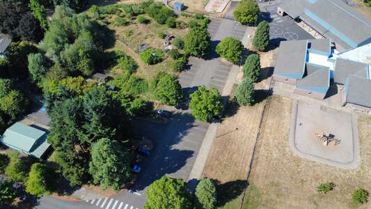 Boones Ferry Primary School Parking Lot - Side in Wilsonville