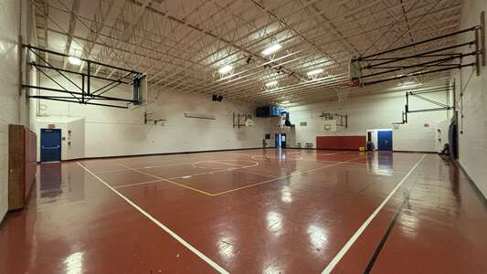 Clear Lake Elementary School Gym in Eugene 3