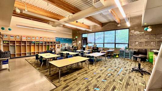 Benjamin Rush Elementary School Classroom Standard in Redmond
