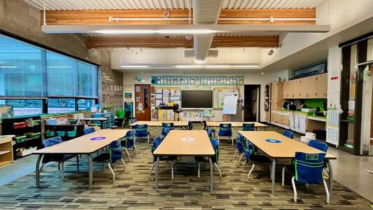 Benjamin Rush Elementary School Classroom Standard in Redmond