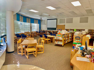 Harris R P Elementary Library in Houston