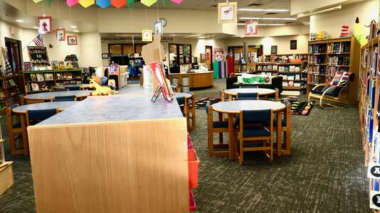 Santa Rosa Elementary School Library in Maricopa