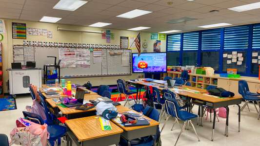 Meadowbrook Elementary School Classroom Standard in Fort Lauderdale