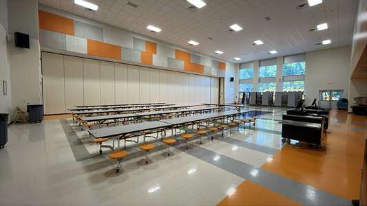 Esperanza Global Academy Dining in Charlotte 3