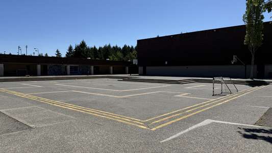 Sacajawea Middle School Quad in Federal Way