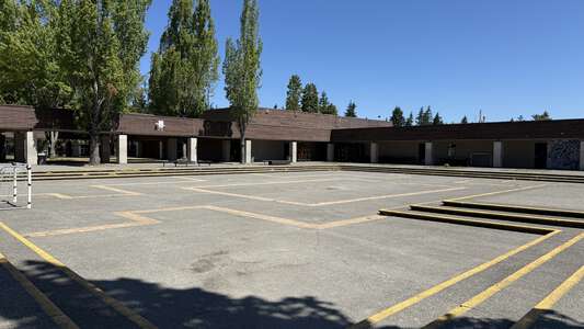 Sacajawea Middle School Quad in Federal Way