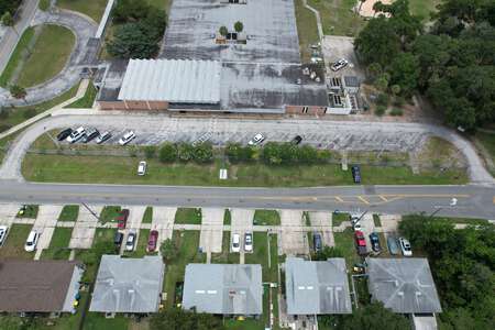 Parking Lot - Front (3 hr min)