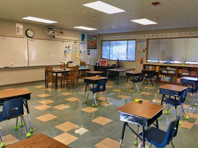 Lincoln Elementary School Classroom Standard in Ventura
