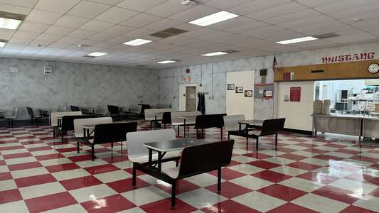 Mojave Junior/Senior High School MES Cafeteria in Mojave 2